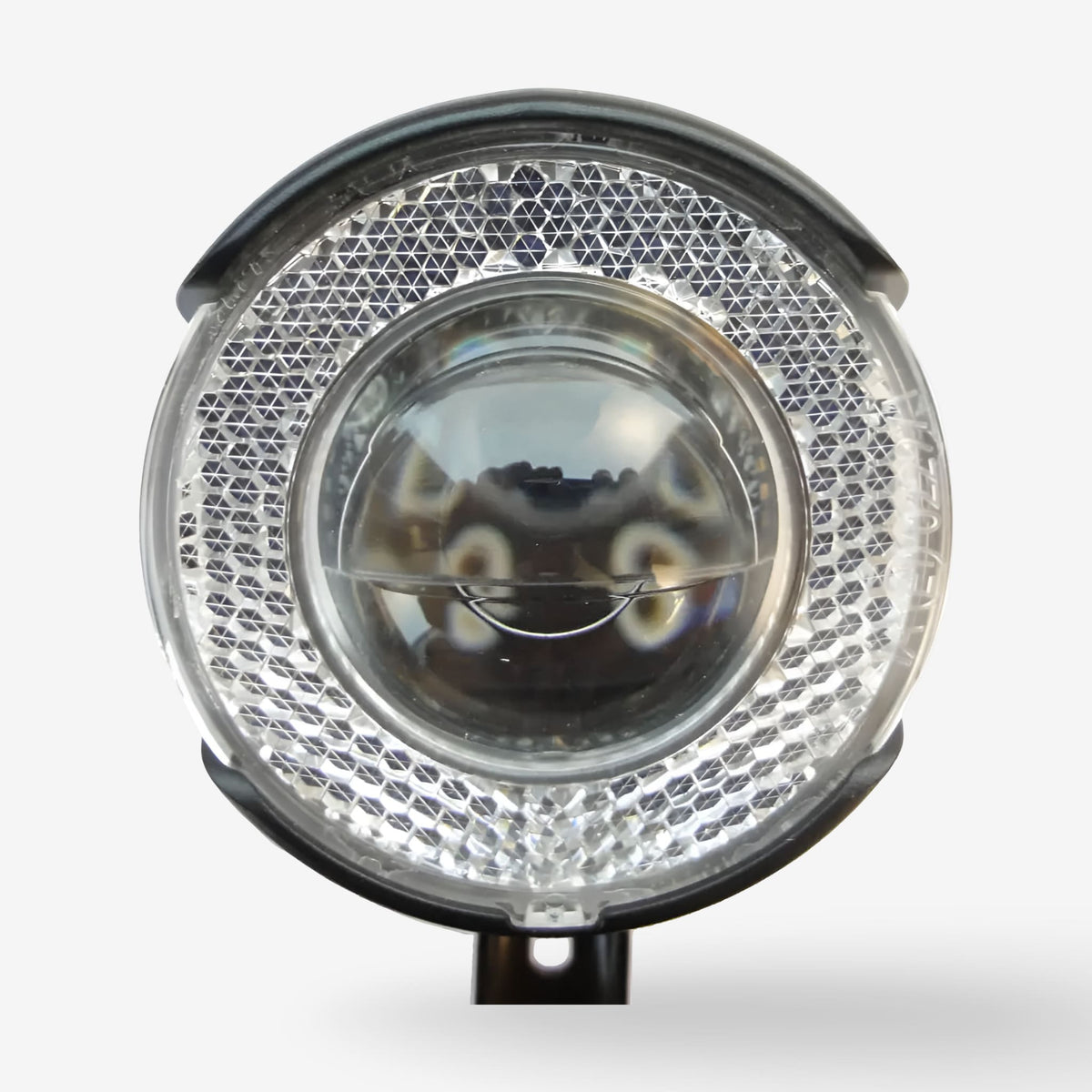 Busch & Müller Lyt B N LED frontlykt for dynamo, 20 lux – med integrert frontrefleks - ebiketech