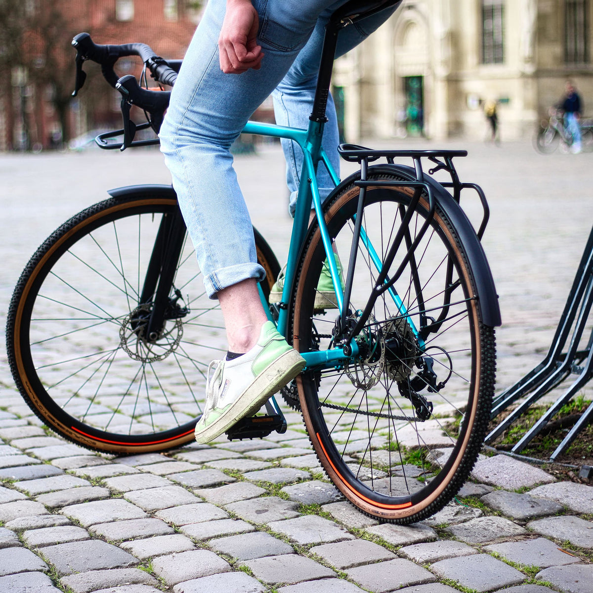 RackTime Lightit 2.0 Tour | Bakre bærerstativ | Bakhjul 28 "| Svart - ebiketech