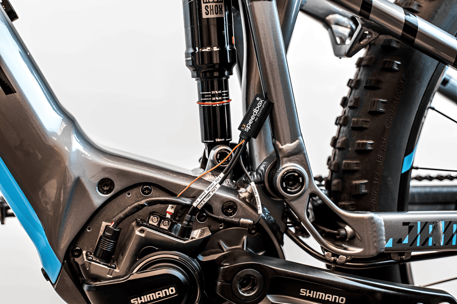 SpeedBox 1.2 for Shimano (E8000, E7000, E6100, E5000) Vmax - Opphever hastighetssperren - ebiketech