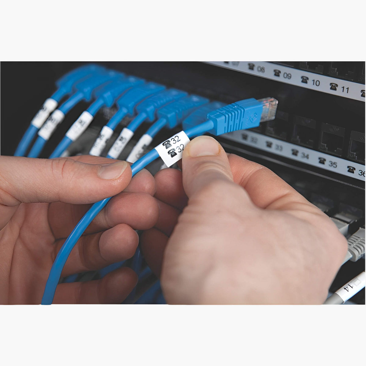 DYMO Label Nylon Sort på Hvit 24mm 3.5m S0773840 - Industri etiketter i Nylon for Dymo Rhino 6000 - ebiketech