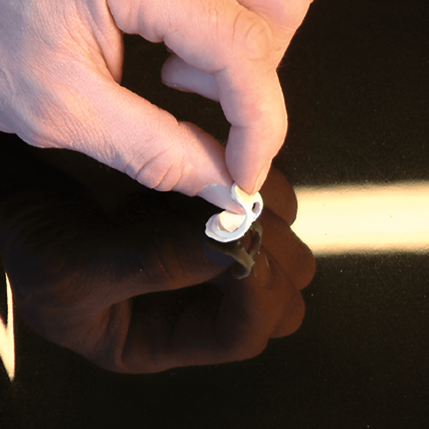 FLOHR Bilbulk reparasjonssett (bestående av limtrekker jigg, trekkhoder, varmpostol, spesiallim, slagbolt) - ebiketech