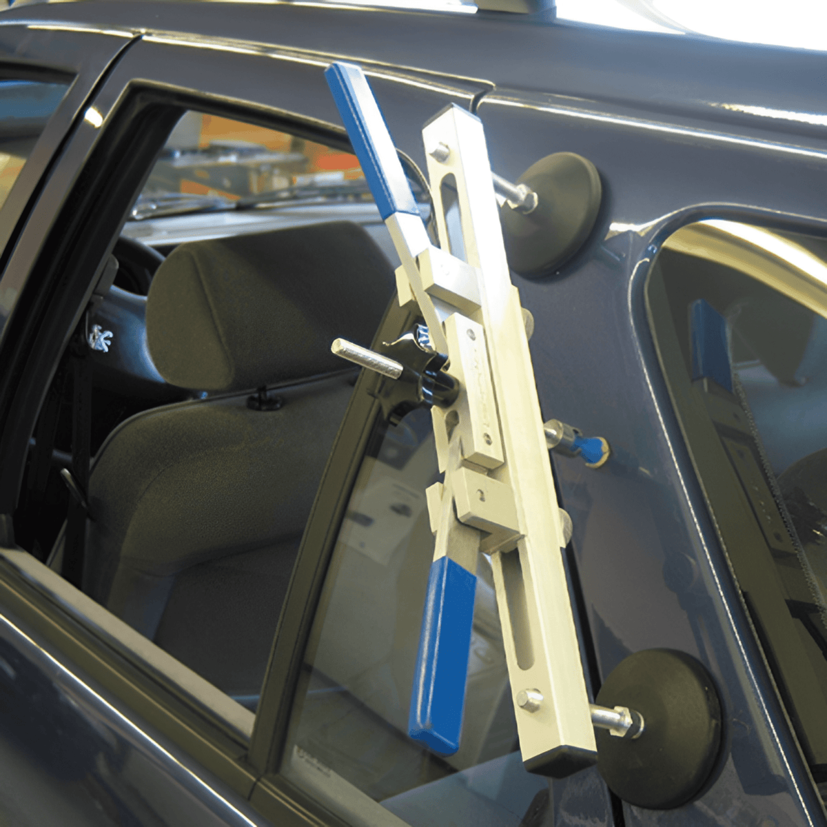 FLOHR Bilbulk reparasjonssett (bestående av limtrekker jigg, trekkhoder, varmpostol, spesiallim, slagbolt) - ebiketech