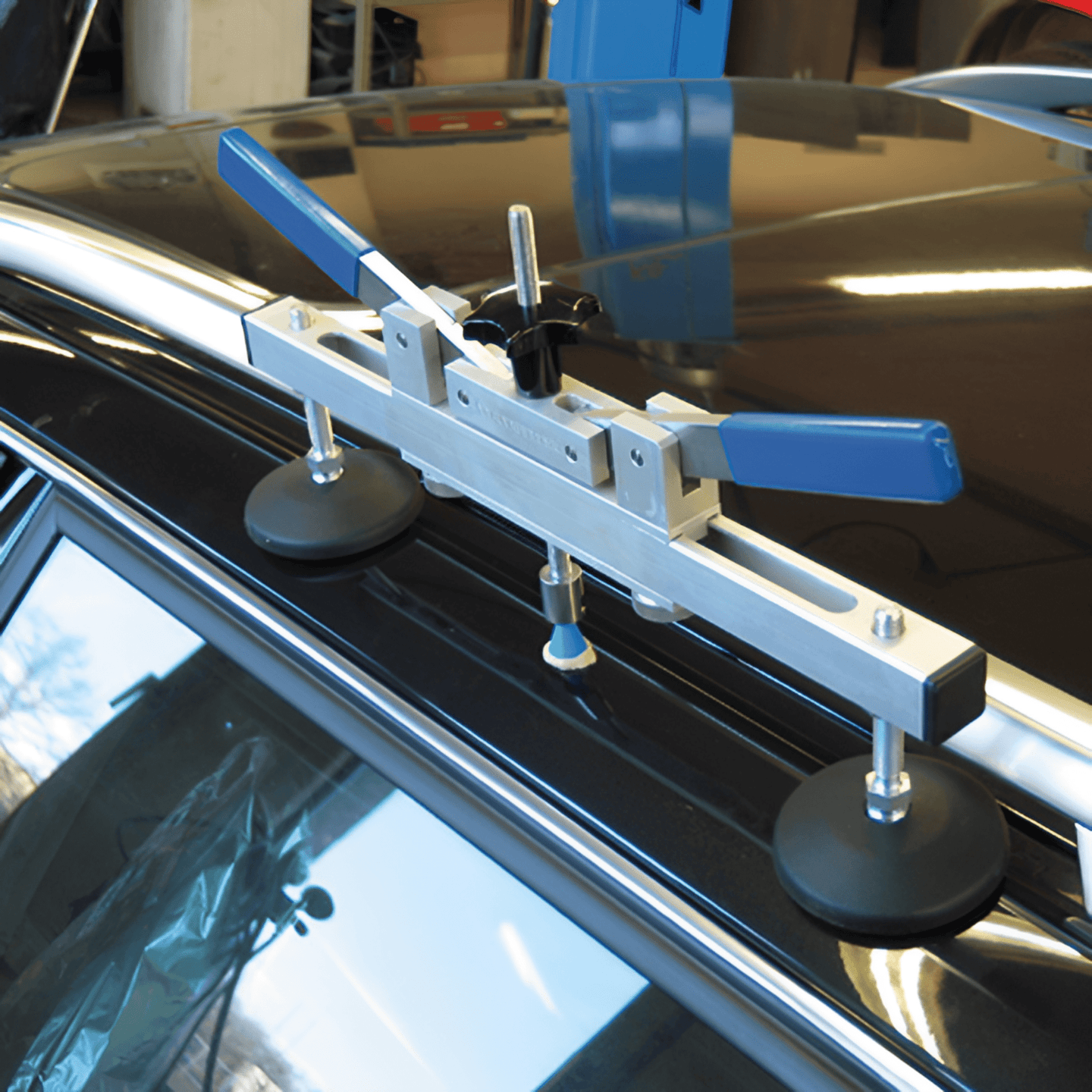 FLOHR Bilbulk reparasjonssett (bestående av limtrekker jigg, trekkhoder, varmpostol, spesiallim, slagbolt) - ebiketech