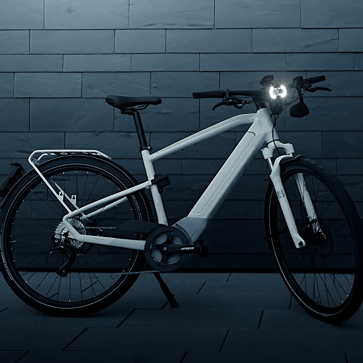 Supernova M99 PRO Frontlykt (24-60V DC) - ebiketech