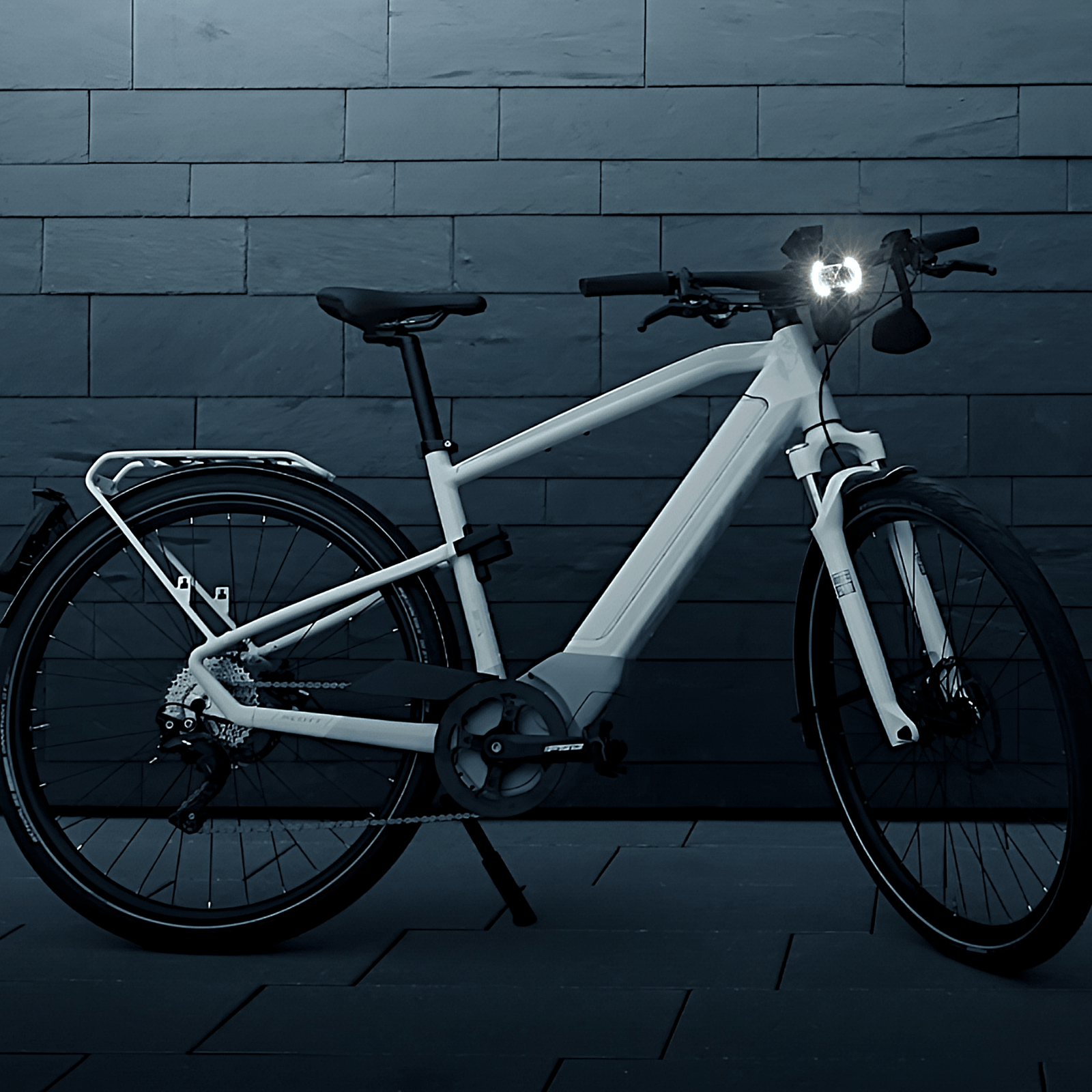 Supernova M99 PRO Frontlykt (24-60V DC) - ebiketech